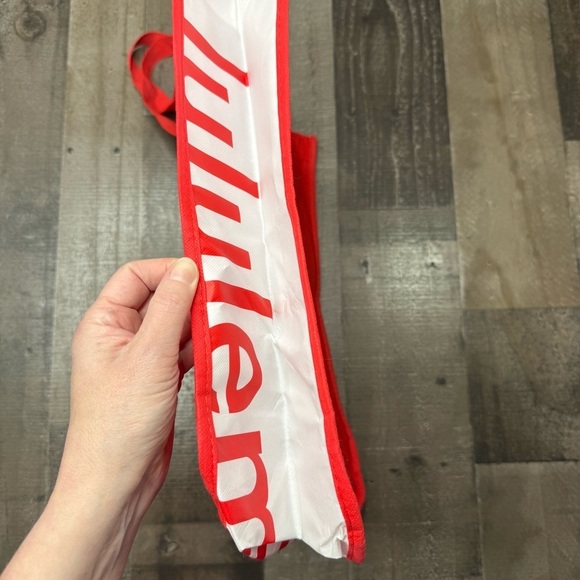 Lululemon Athletica Red ReuseableTote Bag Modern Design large - Picture 3 of 7